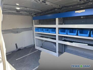 Volkswagen Transporter — photo 13