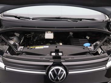 Volkswagen Multivan Life — photo 18