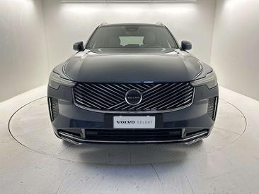 Volvo XC90 B5 Plus — photo 8