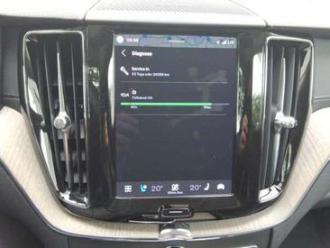 Volvo XC60 Inscription — photo 9