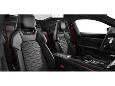 Audi RS E-tron GT — photo 4