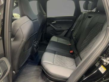Audi SQ6 E-tron — photo 7