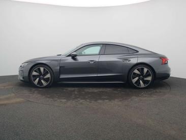 Audi E-tron GT — photo 3
