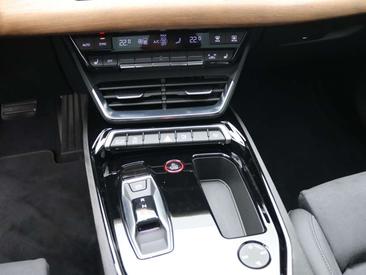 Audi E-tron GT — photo 12