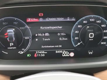 Audi E-tron GT — photo 14