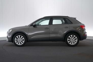 Audi Q3 35 TDI — photo 11