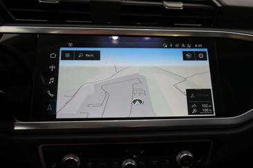 Audi Q3 35 TDI — photo 15