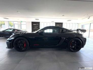Porsche 718 Cayman GT4 RS Weissach Package — photo 8