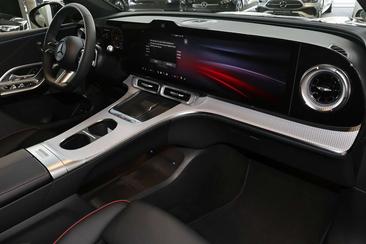 Mercedes GLC 400 Night Edition — photo 8