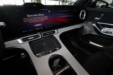 Mercedes GLC 400 Night Edition — photo 10
