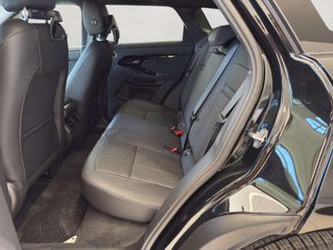Land Rover Range Rover Evoque 1.5 I3 269 PHEV Dynamic SE AWD Auto Black — photo 11