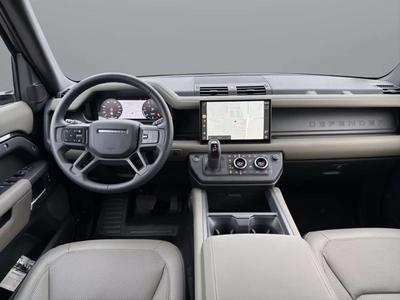 Land Rover Defender 110 D250 X-DYNAMIC SE PANORAMA BLACK PACK
