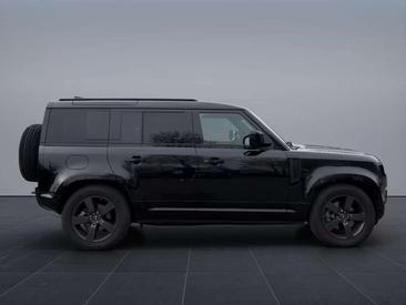 Land Rover Defender 110 D250 X-DYNAMIC SE PANORAMA BLACK PACK — photo 5