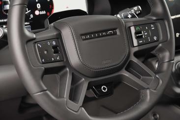 Land Rover Defender 110 4.4 V8 P635 — photo 11