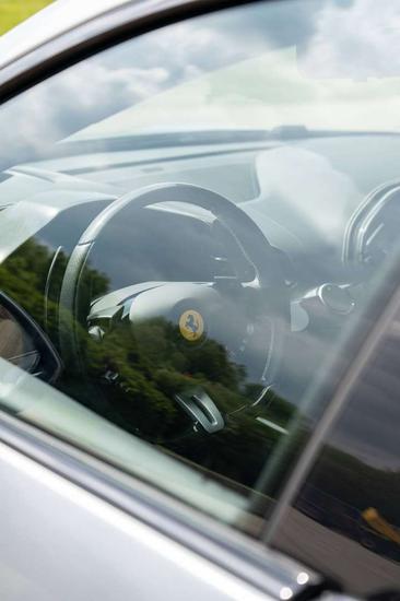 Ferrari Purosangue — photo 5