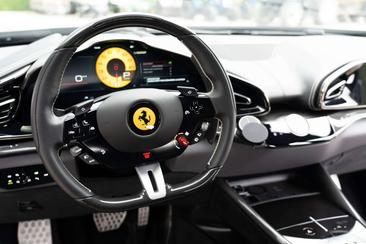 Ferrari Purosangue — photo 9