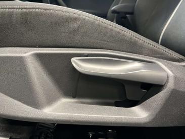Audi A1 Advanced 30 TFSI — photo 11