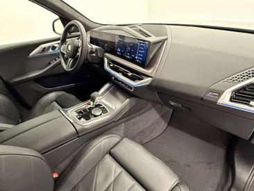 BMW XM — photo 13