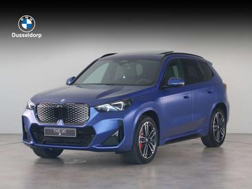 BMW IX1 EDrive20 — photo 4