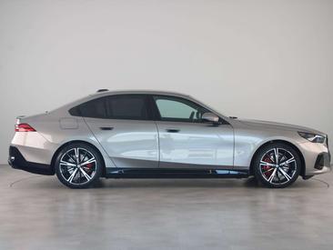 BMW I5 EDrive40 — photo 4