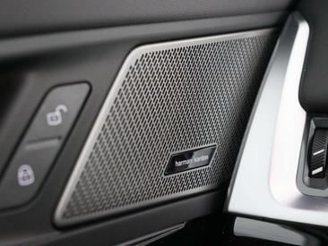 BMW IX1 EDrive20 — photo 14