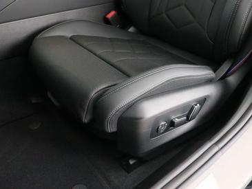 BMW I5 EDrive40 — photo 10