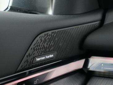 BMW I5 EDrive40 — photo 12