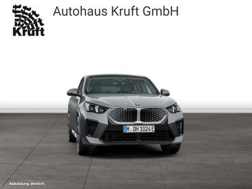 BMW IX2 M Sport EDrive20 — photo 9