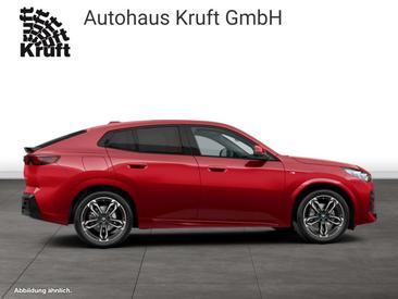 BMW IX2 M Sport EDrive20 — photo 7