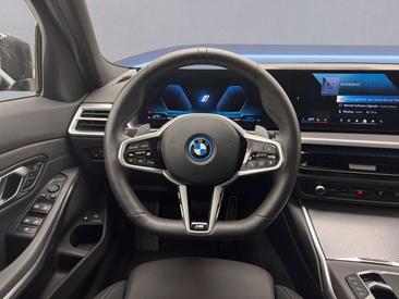 BMW Série 3 Touring M Sport 330e XDrive — photo 15