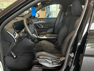 BMW X1 M Sport SDrive20i — photo 9