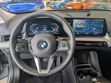 BMW X2 SDrive20d — photo 13
