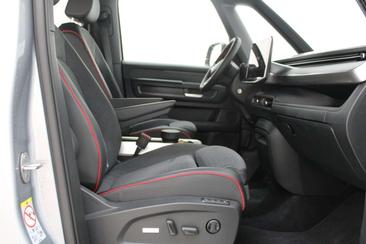 Volkswagen ID. Buzz GTX 4Motion — photo 12