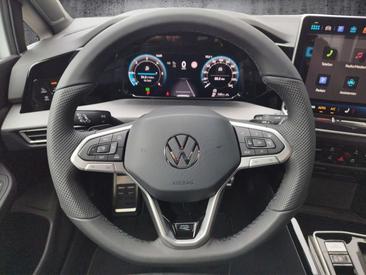 Volkswagen Golf R-Line — photo 5