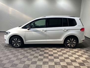 Volkswagen Touran TSI — photo 2