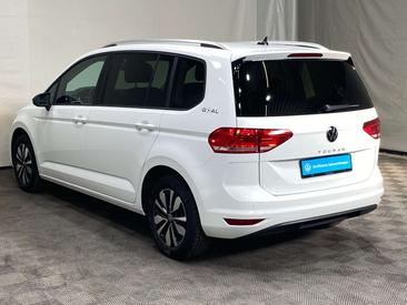 Volkswagen Touran TSI — photo 4