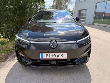 Volkswagen ID.7 Tourer Pro S — photo 2