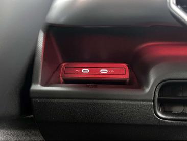 Volkswagen ID. Buzz GTX 4Motion — photo 31