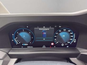 Volkswagen Transporter TDI 4Motion — photo 11