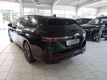 Volkswagen Passat 4Motion R-Line — photo 4