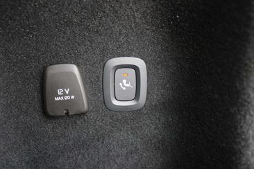 Volvo V60 T8 Recharge Plus — photo 9