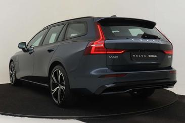 Volvo V60 T8 Recharge Plus — photo 4