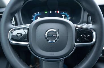 Volvo V60 T6 Recharge Plus — photo 17