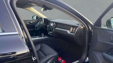 Volvo V60 B4 Core — photo 5