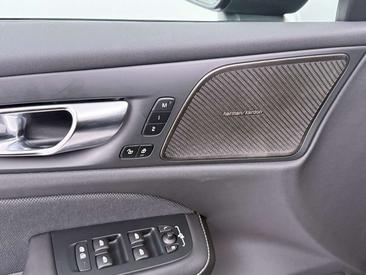 Volvo V60 T6 Recharge Plus — photo 12