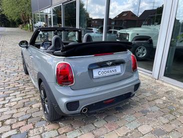 Mini Cabrio John Cooper Works — photo 5