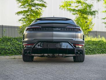 Lamborghini Urus SE — photo 5