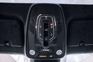 Lamborghini Urus SE — photo 21