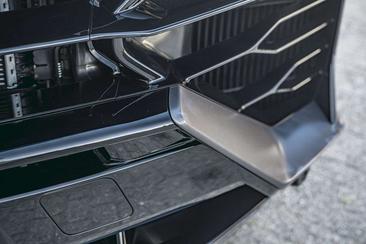 Lamborghini Urus SE — photo 24
