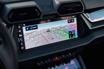 Lamborghini Urus SE — photo 46